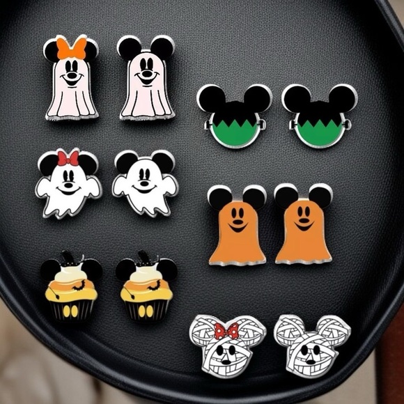 Jewelry - 🎃 Hauntingly Cute Halloween Stud Earrings – Spooktacular Styles Await! 👻 NWT